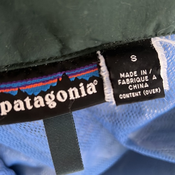 Patagonia blue and green windbreaker. - Picture 2 of 7